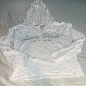 White VS PINK hooded and cropped long sleeved shirt